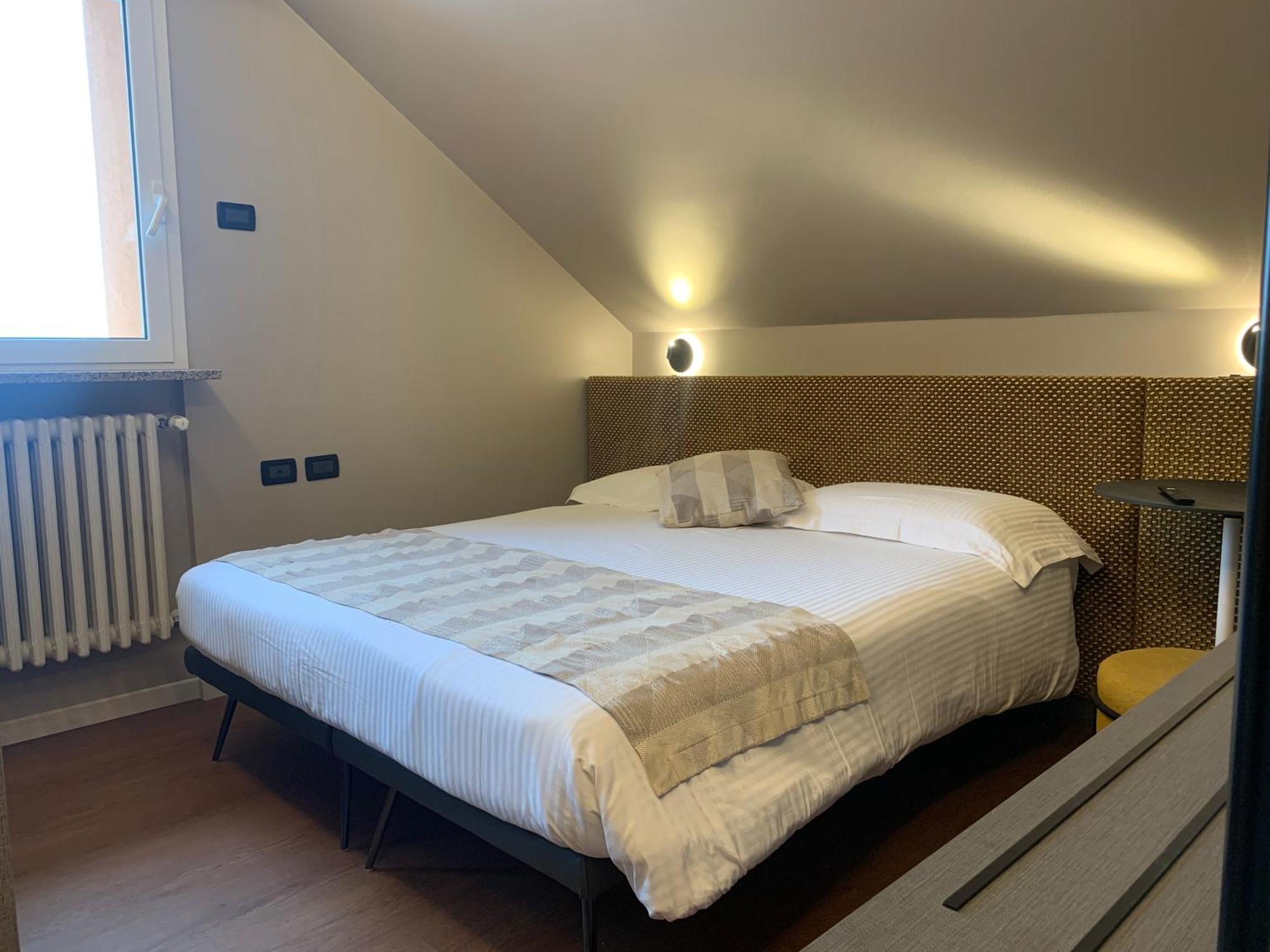 Albergo Moderno & Spa Fuipiano Valle Imagna Екстериор снимка